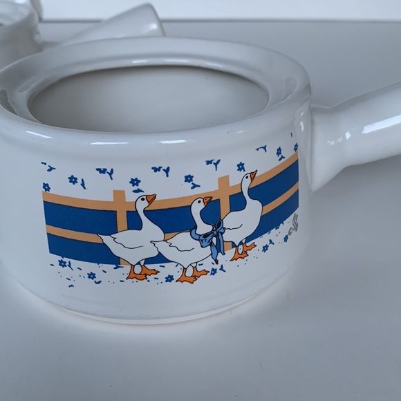 Set of Blue Ribbon Duck/Goose Soup Bowls - Picture 2 of 7